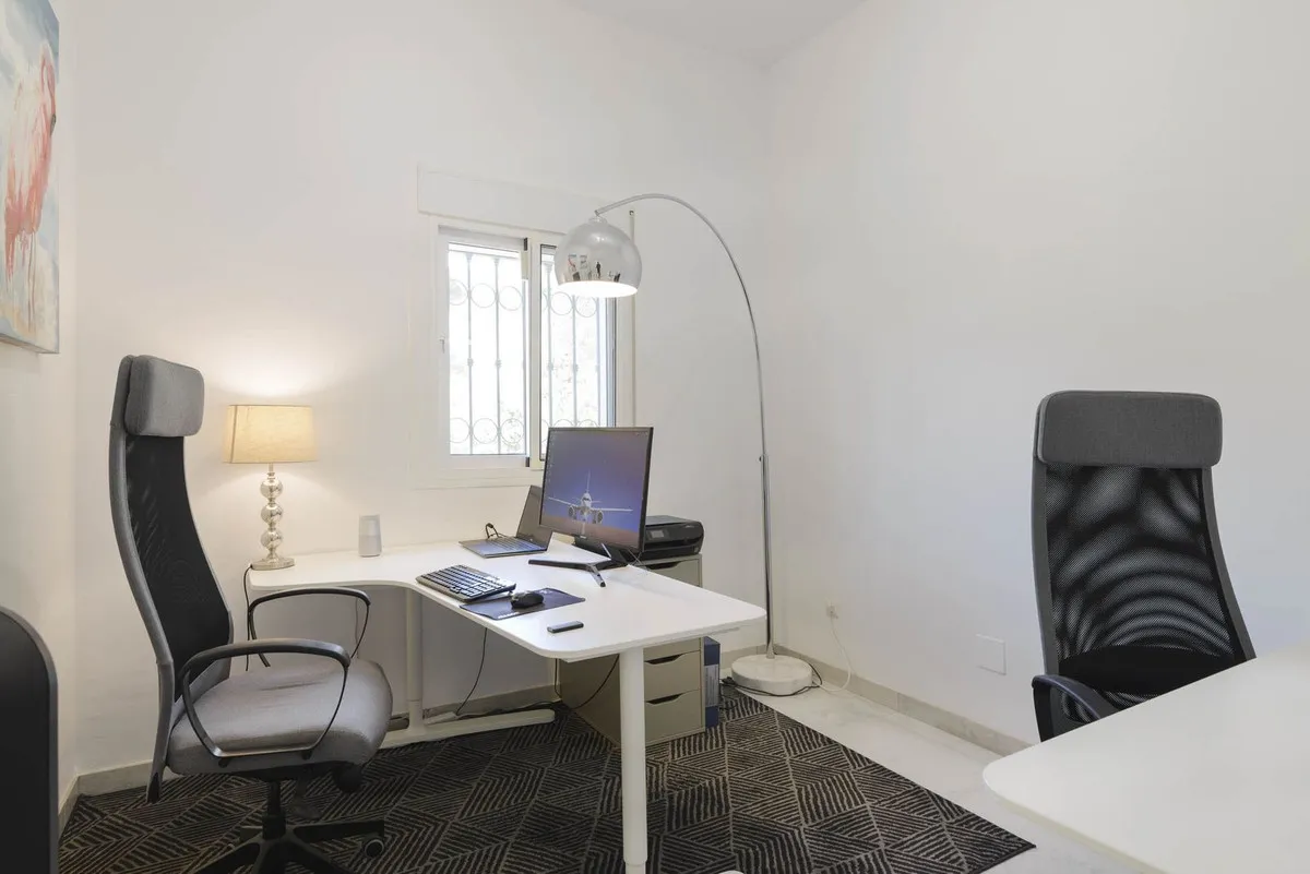 d3a3a054-1c5d-438e-a0c4-20c2eb5f2755