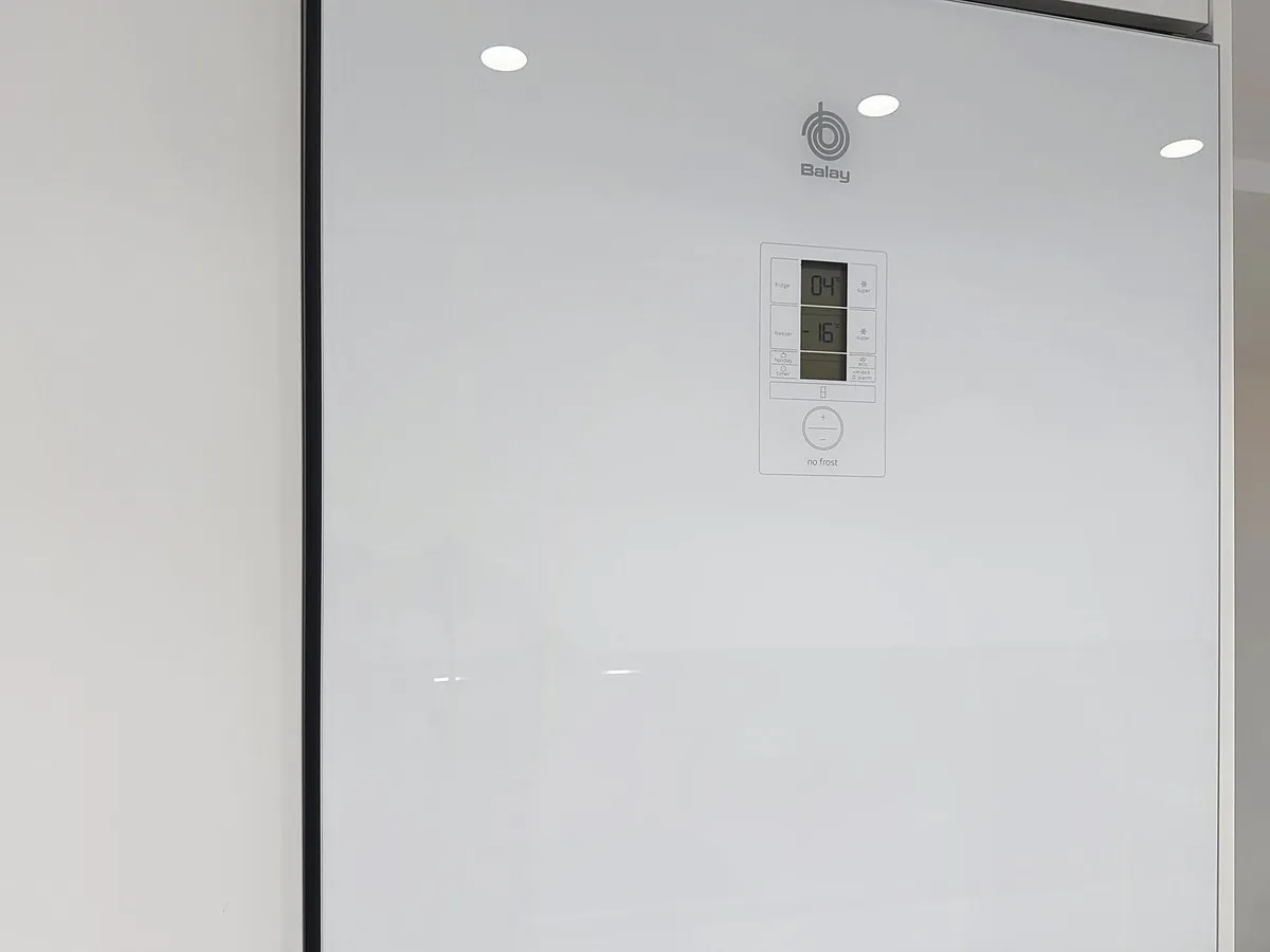 98875db9-e1b0-4142-9143-754d8adfee17