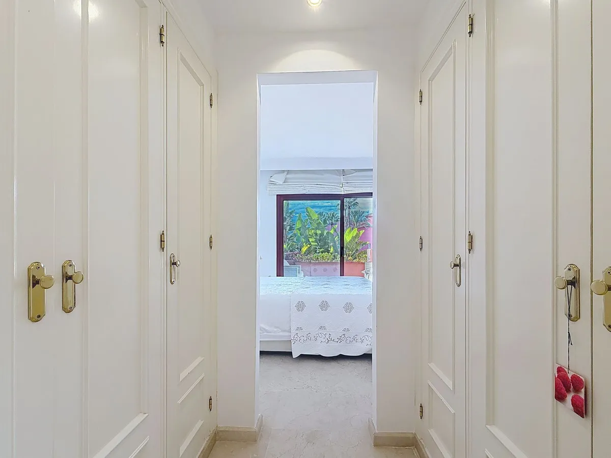 b4fc1045-6c89-4140-af5b-2fc9d011734c