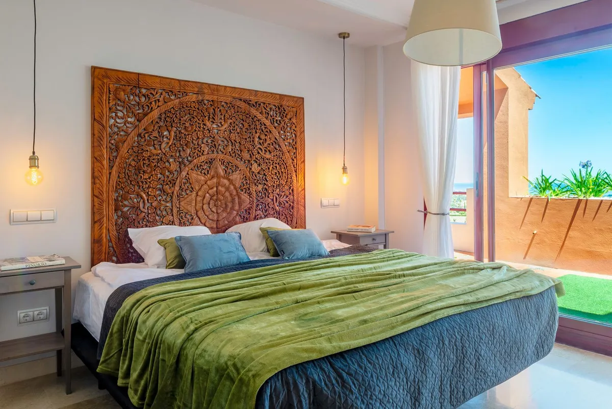 4e3dd5c0-1bd7-4ef4-b4ba-51b4d07f0371