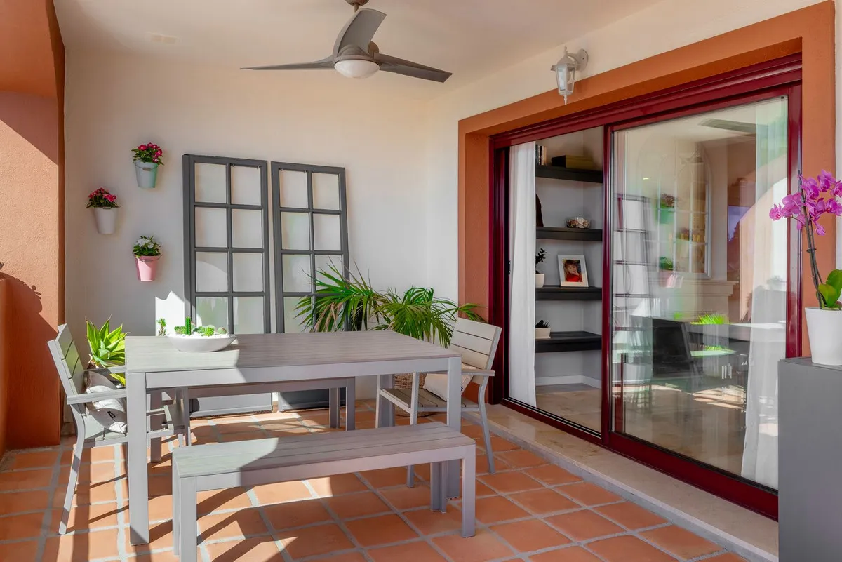 67c0250c-bfa4-4a4f-9839-e2e8023c705a