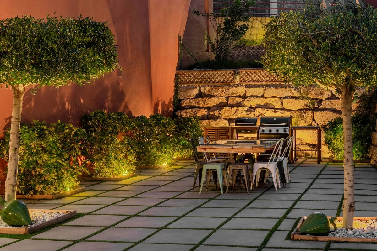 a02f20f6-9c5b-4894-ab13-8f06046c896e