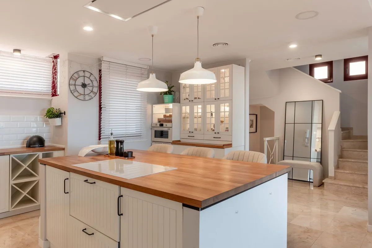 efda1936-efe3-474d-9e0d-59246d203a26