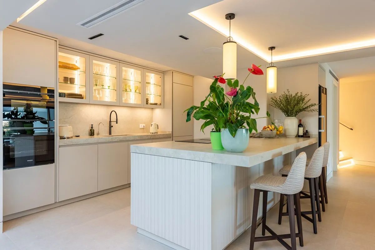 2dfb4fee-b027-41a9-9553-1cef8eb50ee5