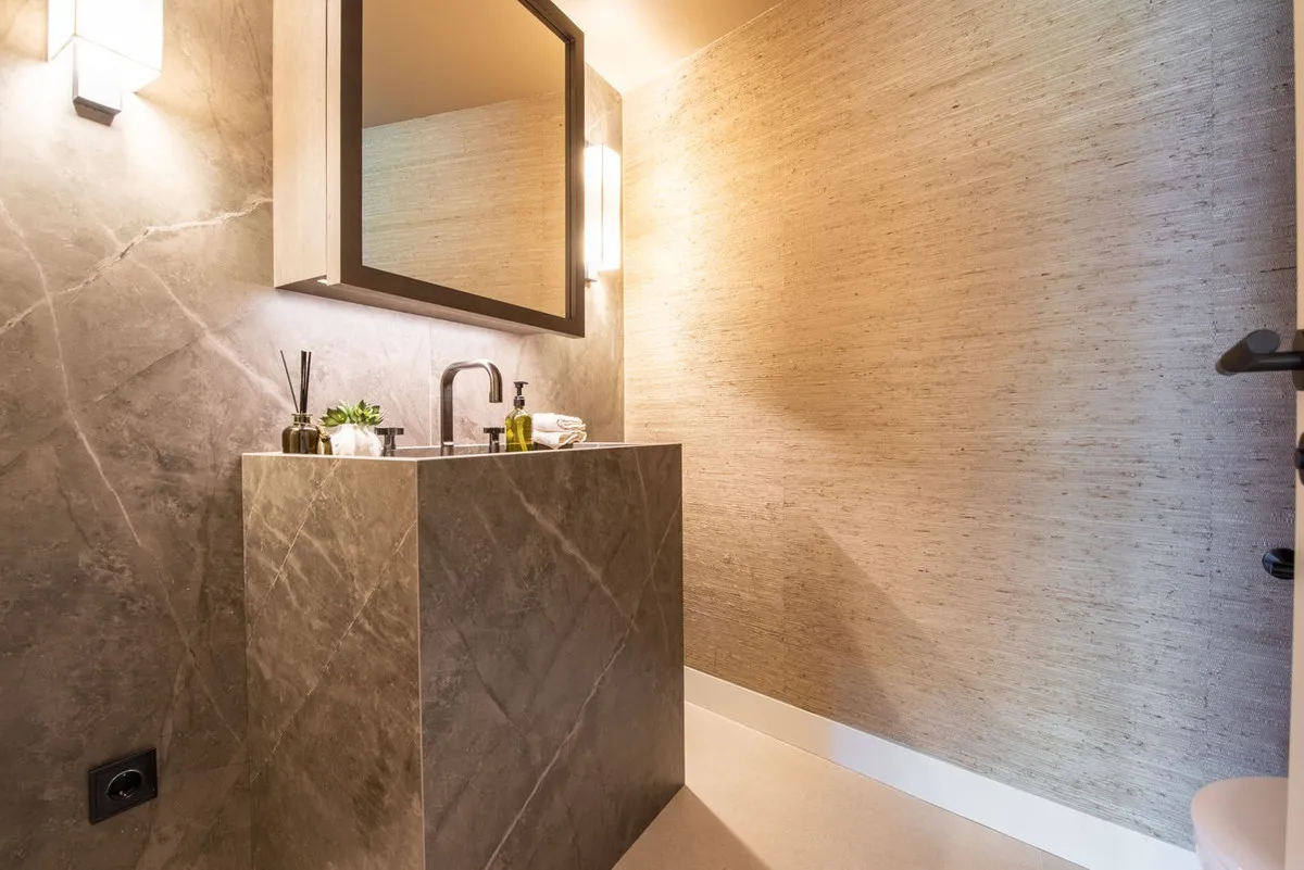 651d087f-1eea-45df-b51e-d8484697f219