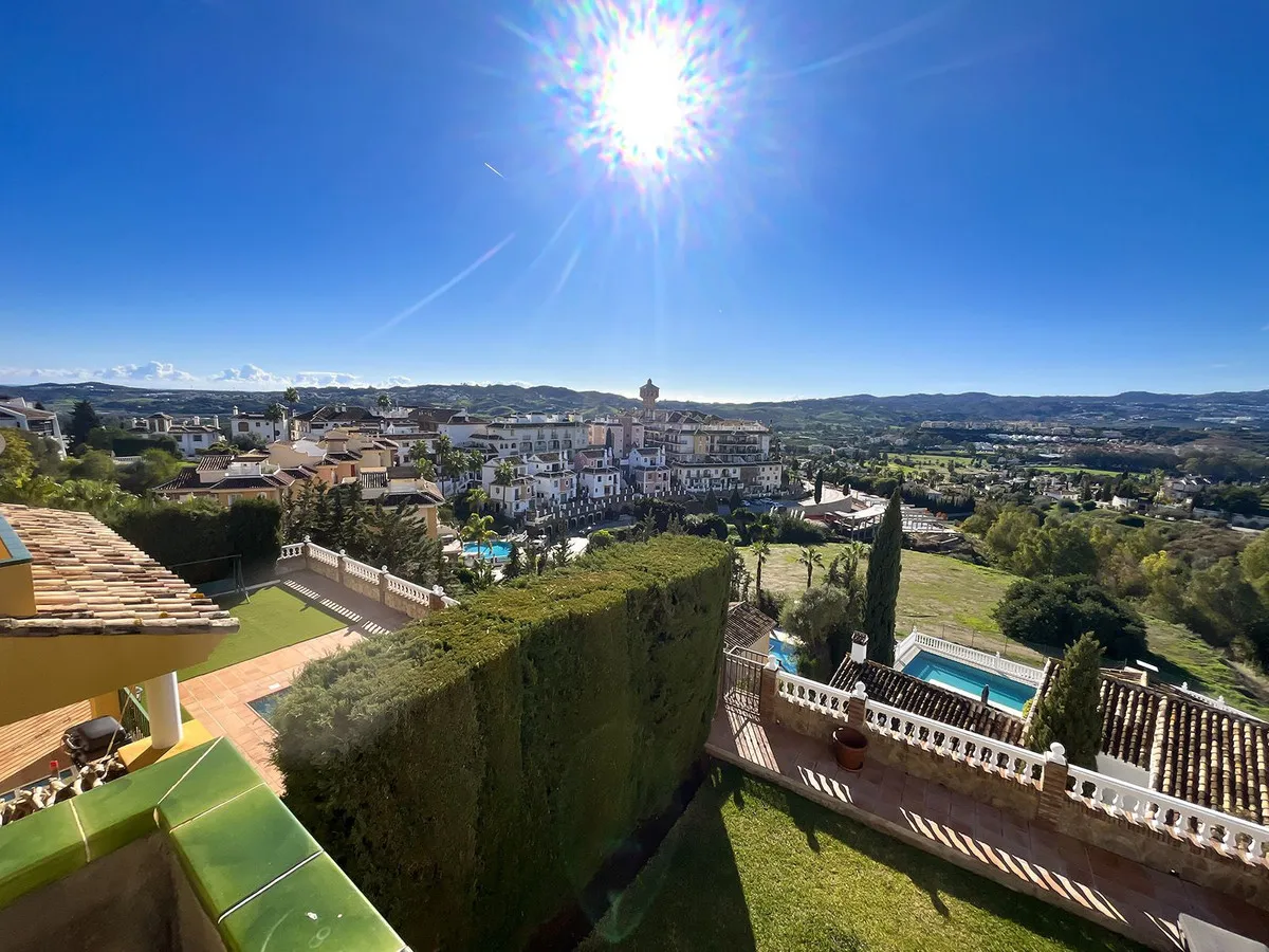 ccf6ae81-7a80-4341-928d-8ac7119cf7c3