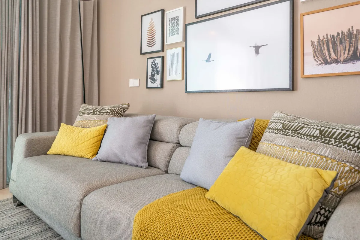 0c761e33-dc70-4383-a4b6-c1b296c06816