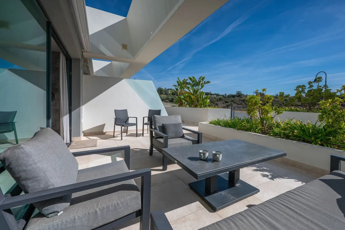 4253b683-6fa5-4b2b-8577-31bca175de10