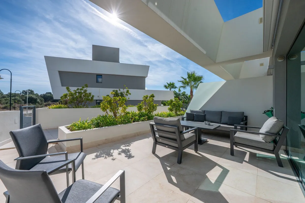 67b5ef58-5f74-4913-b3e2-1269cc1f30aa