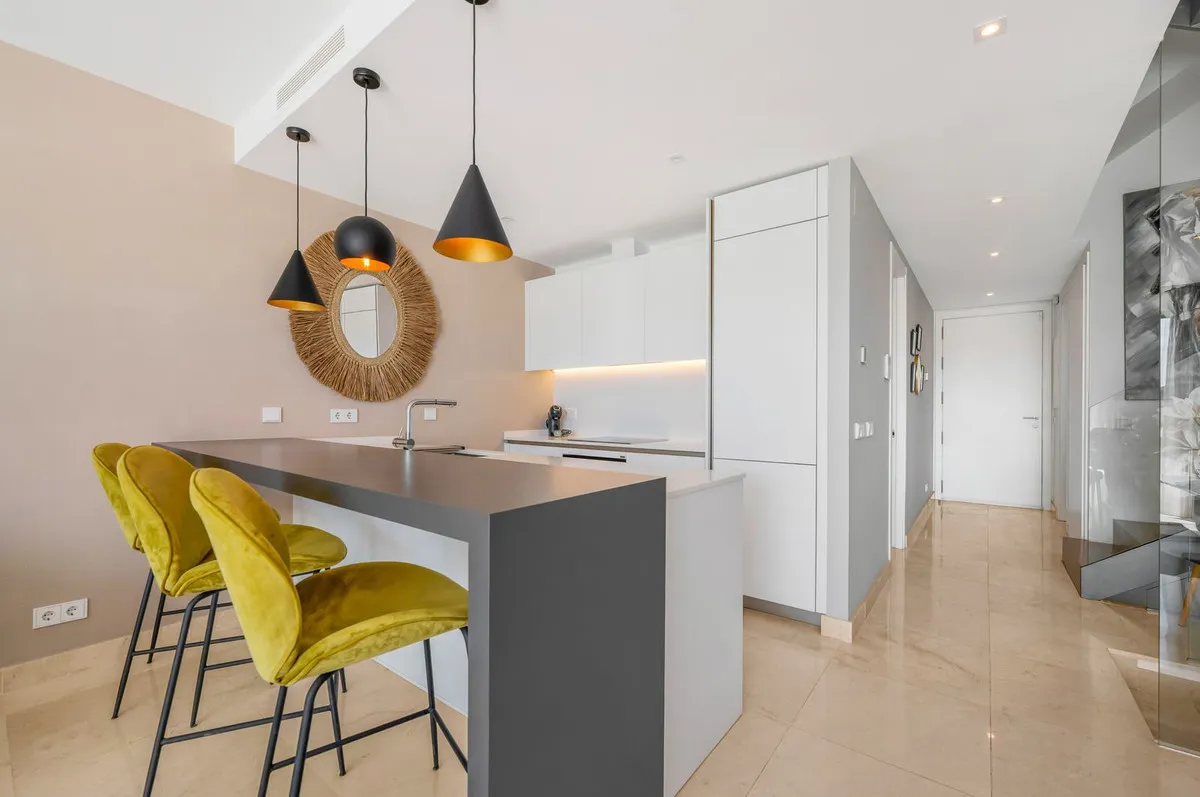 895891c8-6925-458b-bec8-3766ab885a64