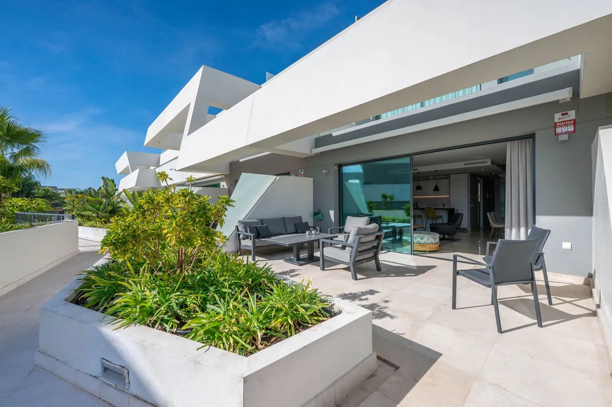 a885d0a4-eb88-4ca8-a59d-8a38e367c4f2