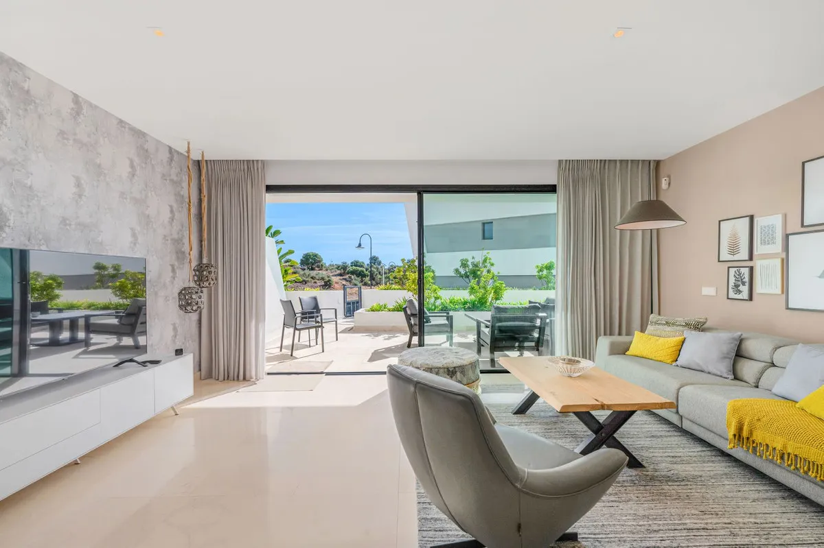 aa3c3dba-8168-4072-8c02-193298976644