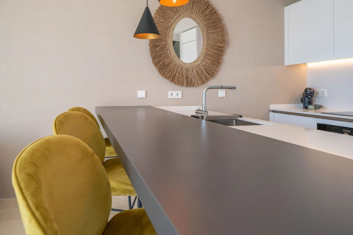 ebd34043-87d4-4967-8e02-22a8abd43b5d