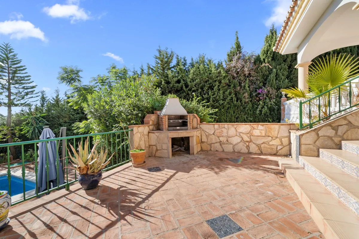 68b7c55f-06f5-4d12-b6f3-bb3c947b4e62