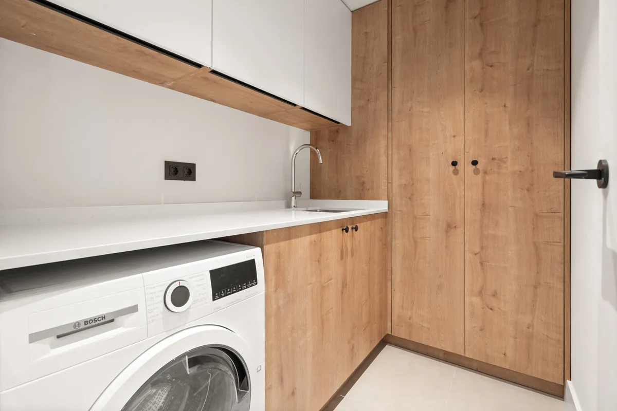 65b666d9-7342-4bd6-a1e9-1d58ec676a96