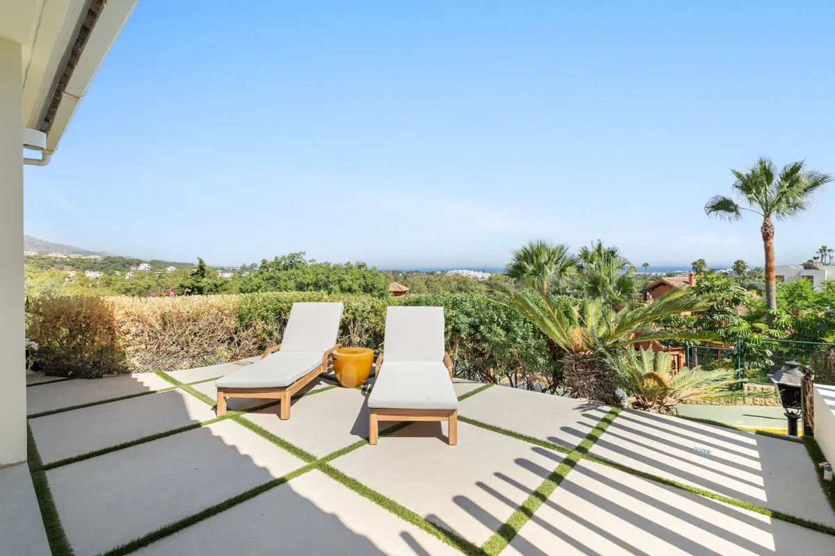 8e436e9e-43c6-438b-9f43-9a7cd2072c15