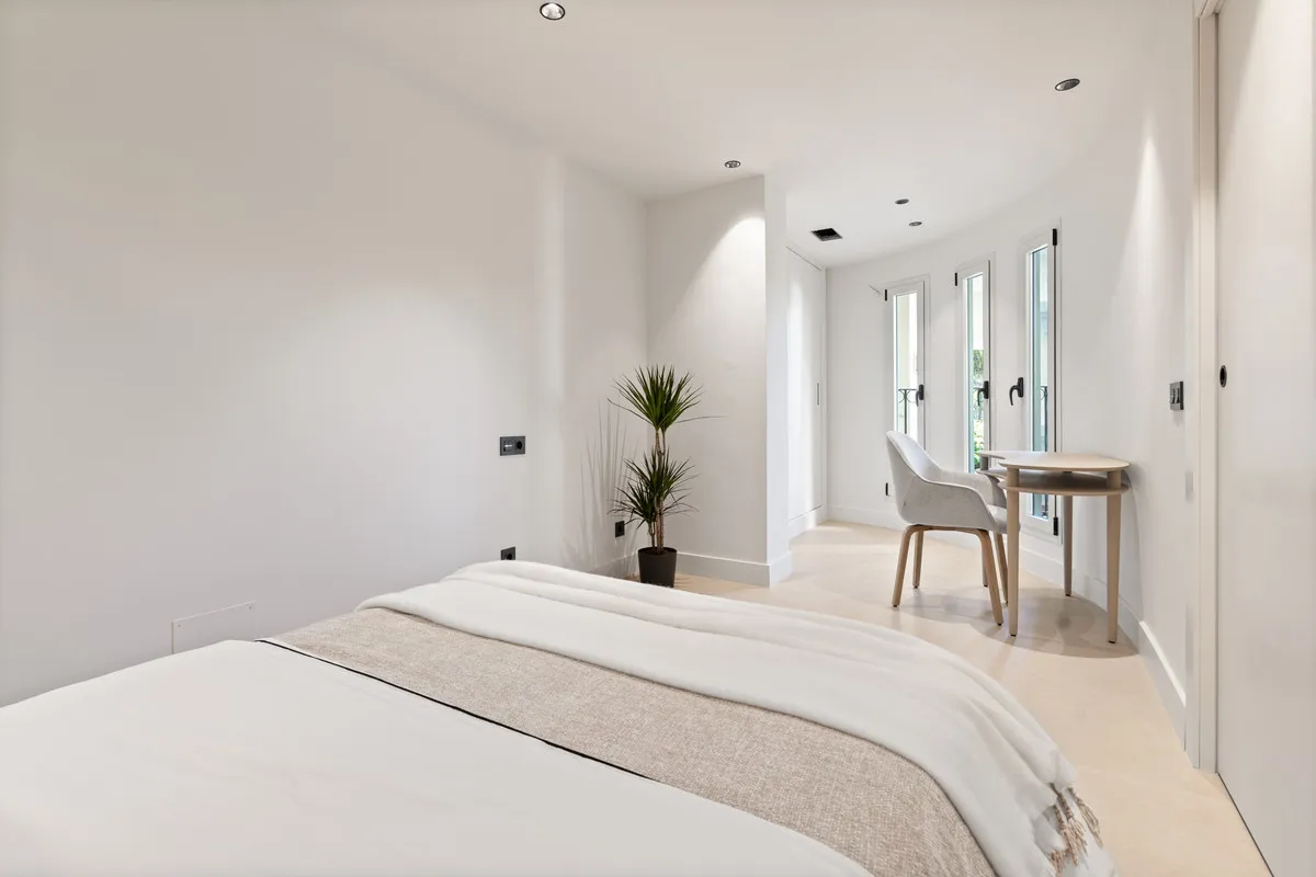 a9e12d34-331d-4469-a672-d674e5decba5