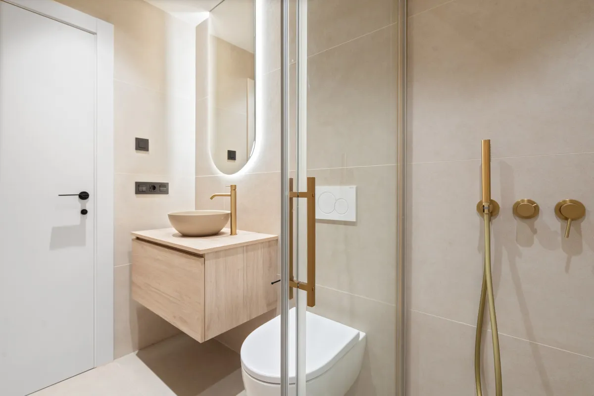 e0df1619-05bc-4056-8839-5d4257597053