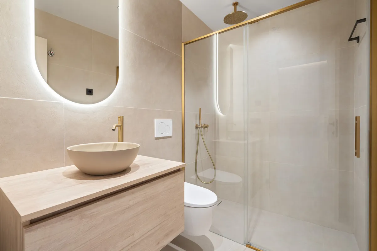 fdf2c8e8-626e-49ca-bd08-77347b619d53