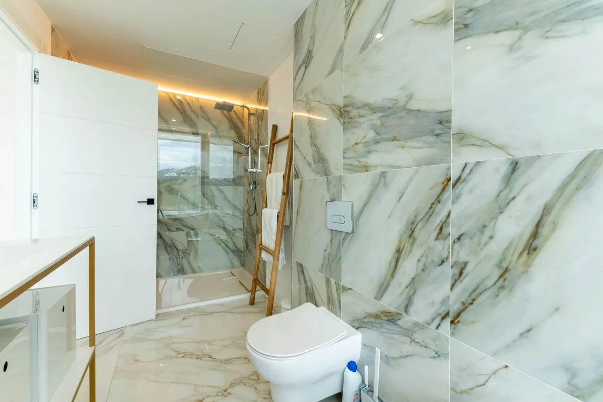 694750c3-e49d-4ffb-a747-cd068eb3ba9c