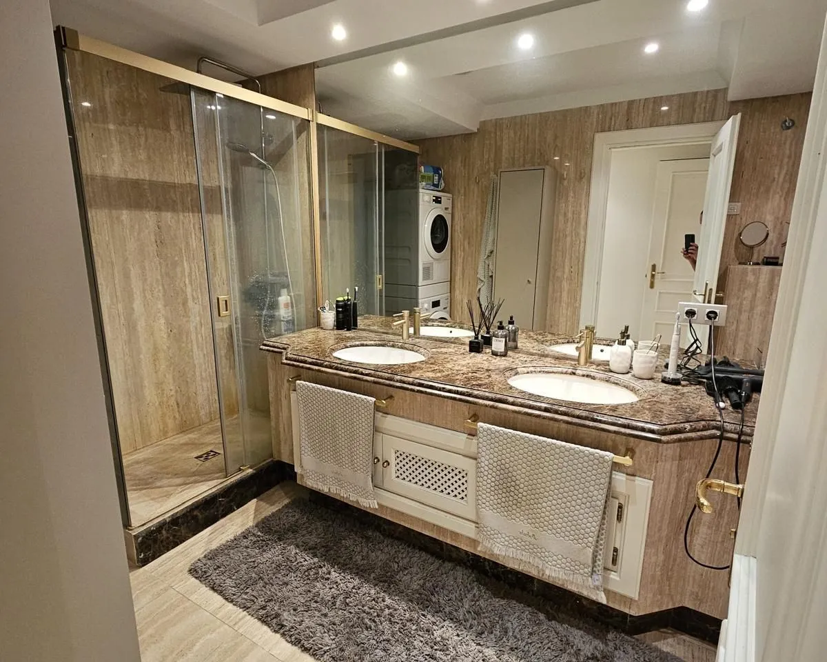 86cb24c0-7017-45d3-b28a-f1ea4a36170b