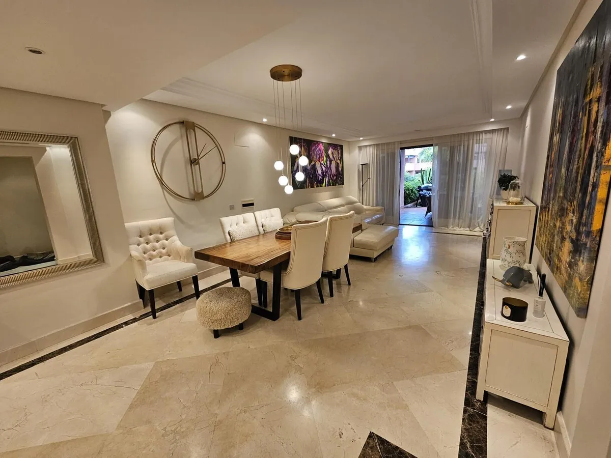 9cdd56e9-3d13-48c1-8365-1f6d92ce1405