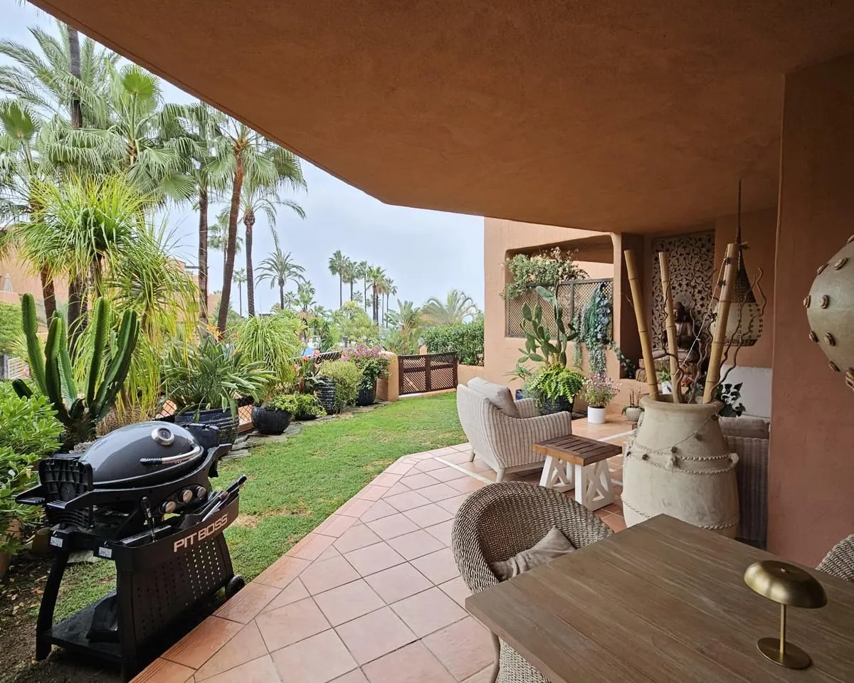 affa4c53-4664-4228-8a9e-2fad0a4b6605