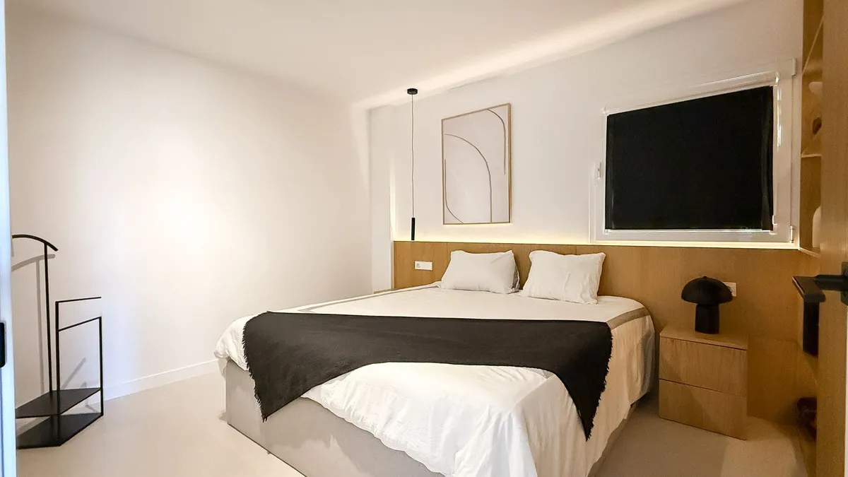 1faf493c-1633-4929-b933-30c3572c9359