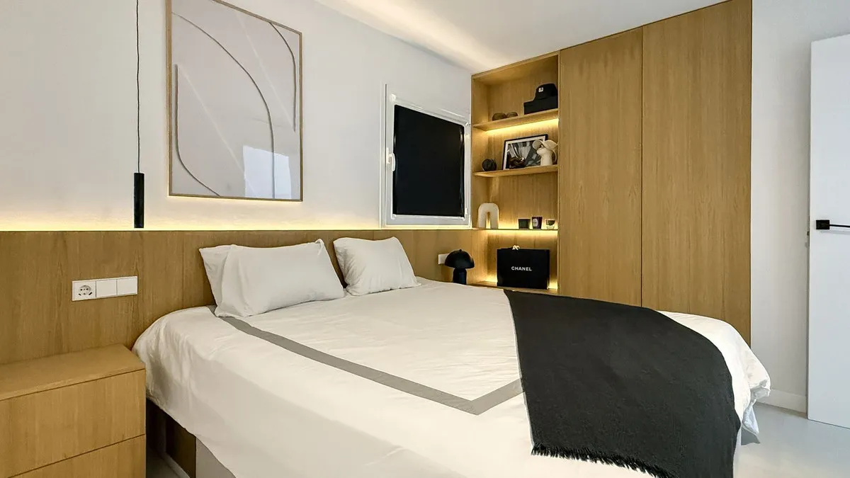 6fd8c111-3d75-4a58-b120-e28e561be2c0