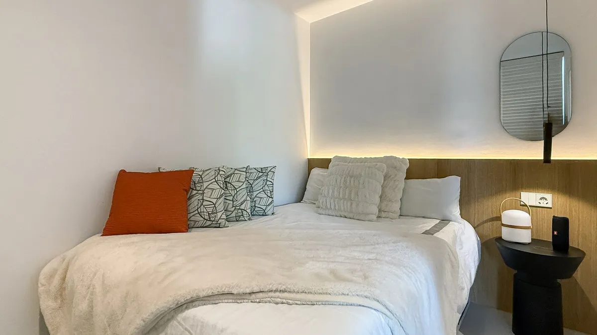 816f5533-045a-4953-a61c-89aff23a69b7