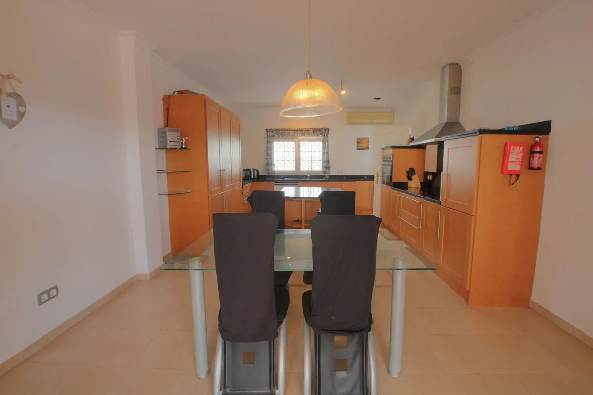 9da2ac64-b22d-475e-a1c4-c1fd4b2296f0