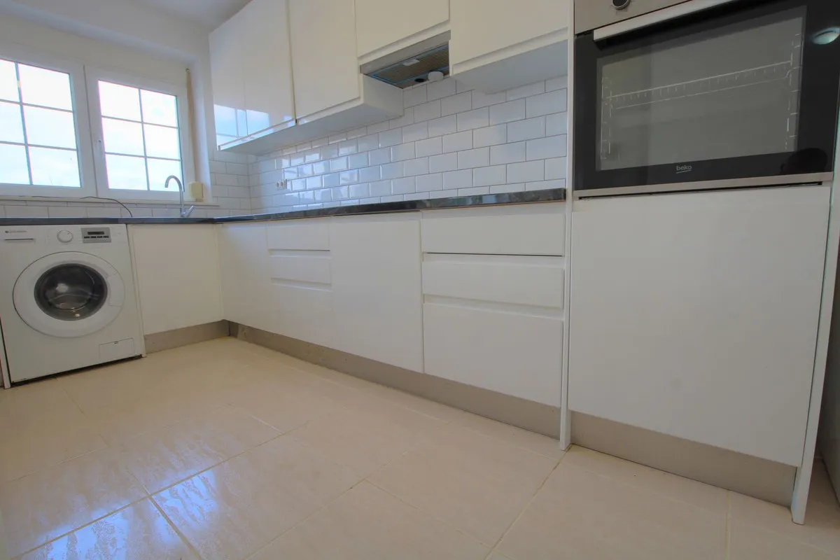 a160ef89-5ca2-43a3-84be-3d93c3783c71