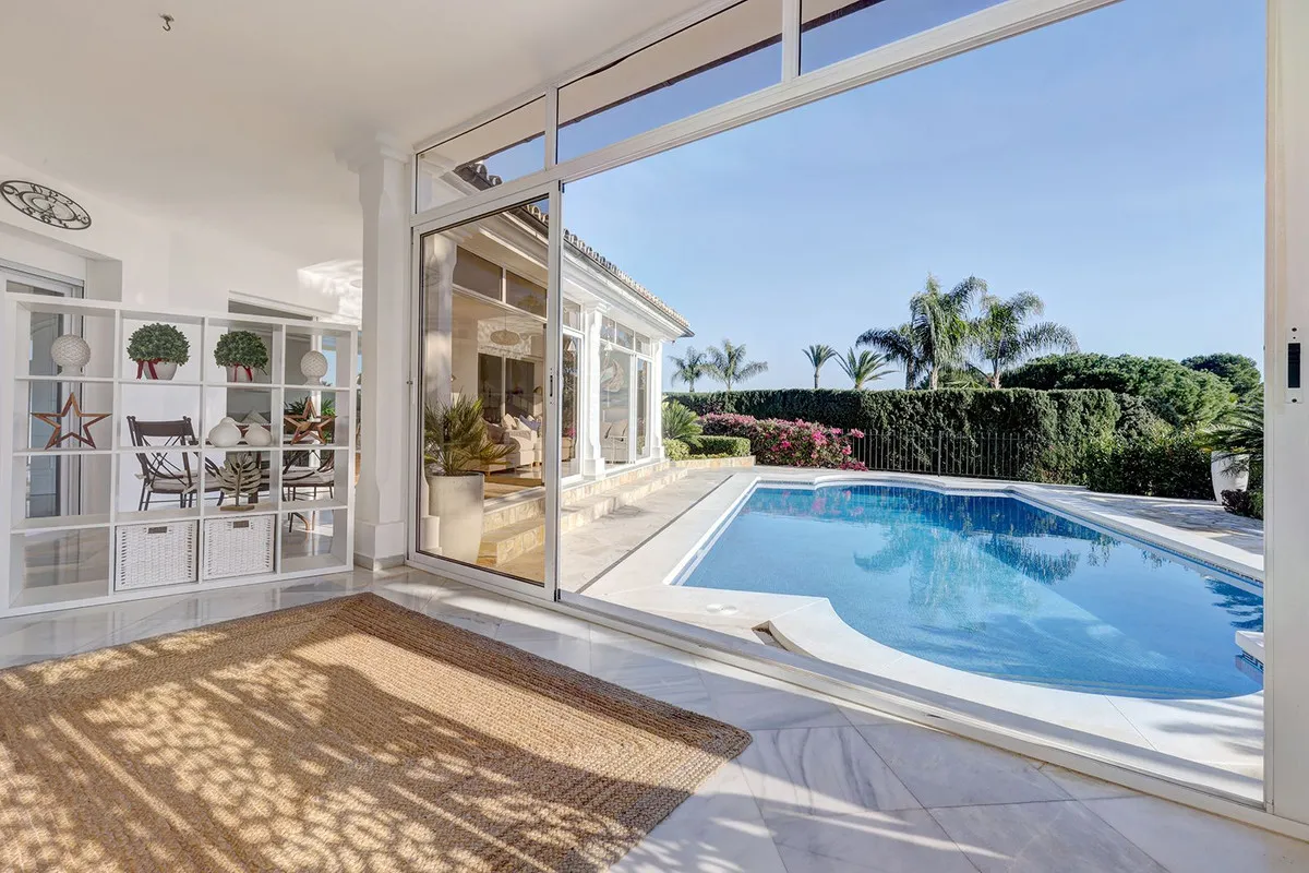 16b8a944-d51f-4104-8634-4c9494a53f6e