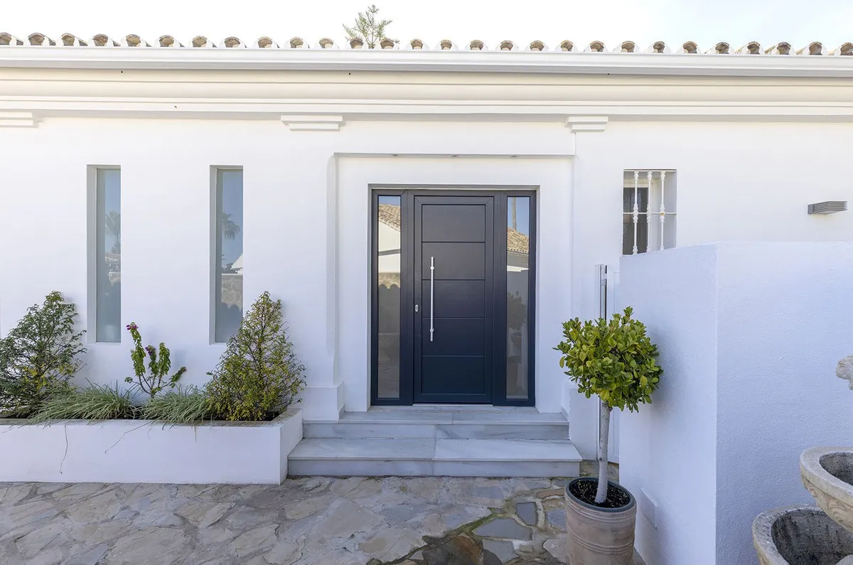 39b10a4e-28c2-4bd5-96d9-87e3b8195430