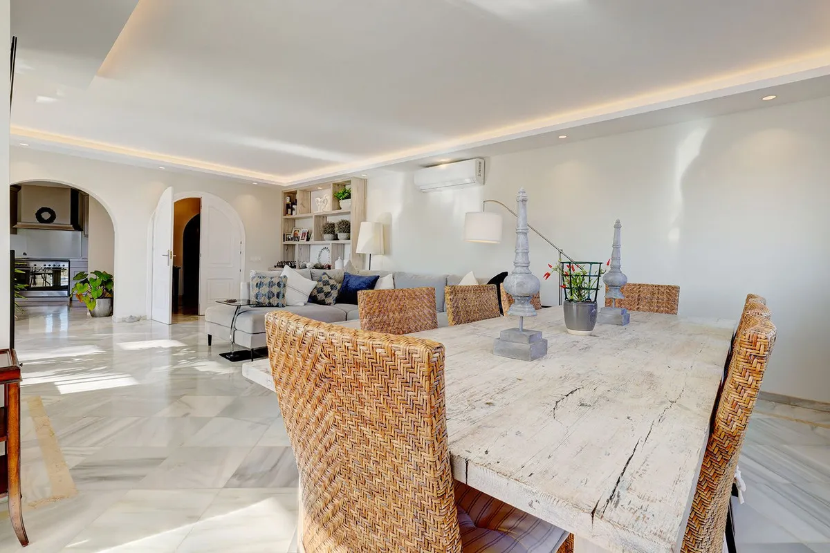 4aa6fa1f-fc04-4134-87a3-1a95db6bedb2