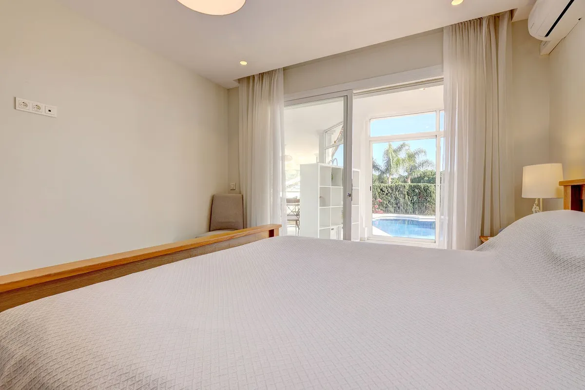 7a687567-afce-47a5-8c4f-2820f8d46a61