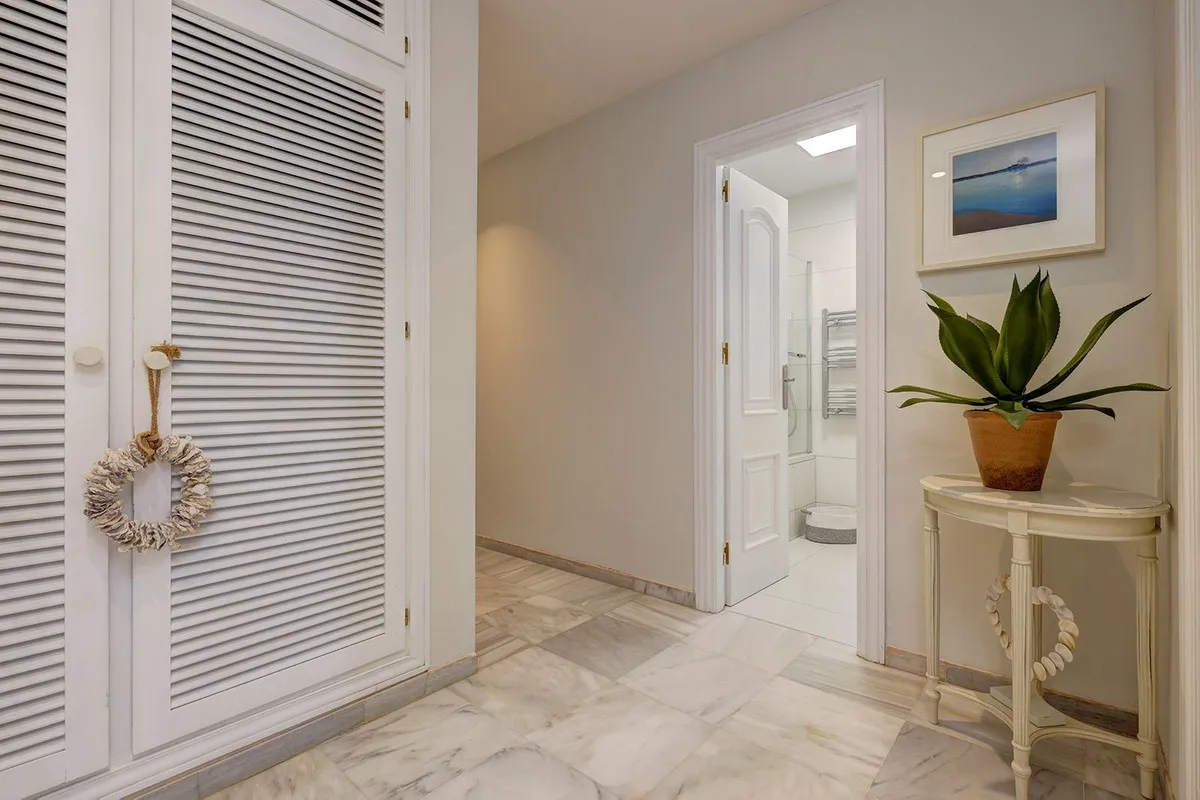 8d293f78-b0fd-47a6-bef5-427e2086cd0a