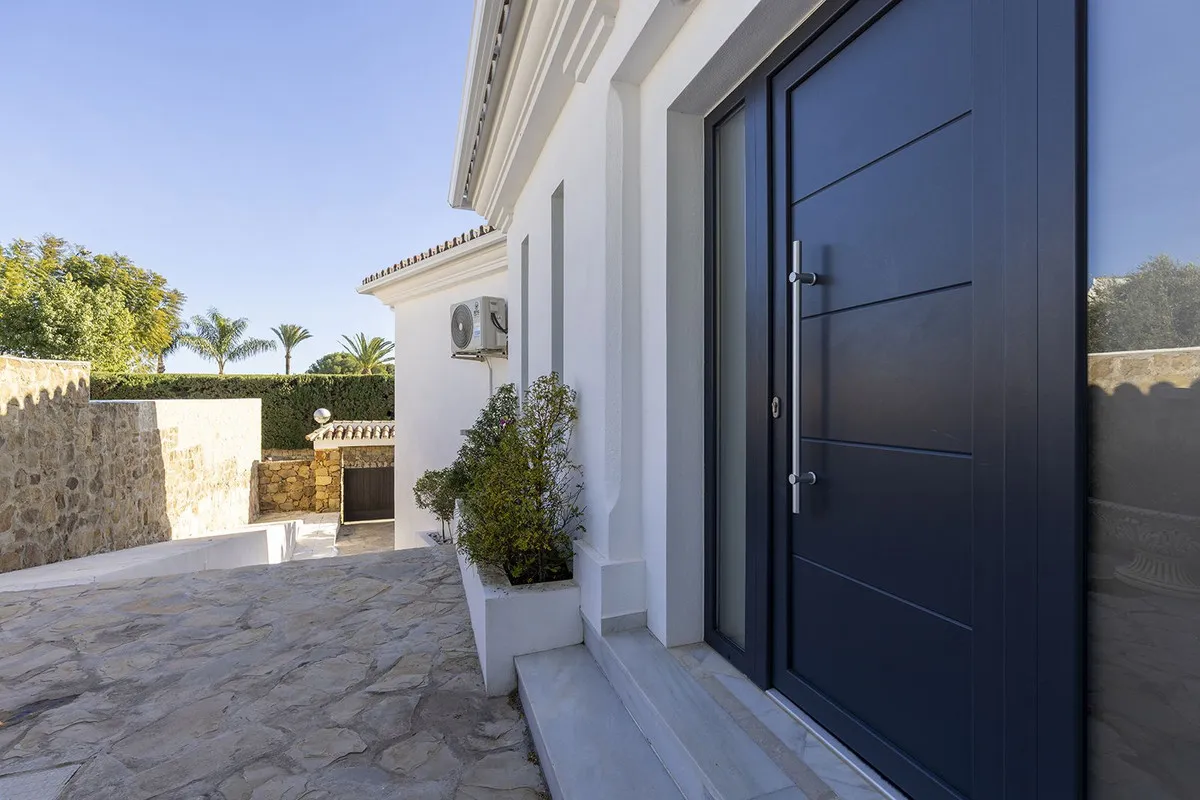 986ab814-a8d7-410e-9d49-56384c5ae090