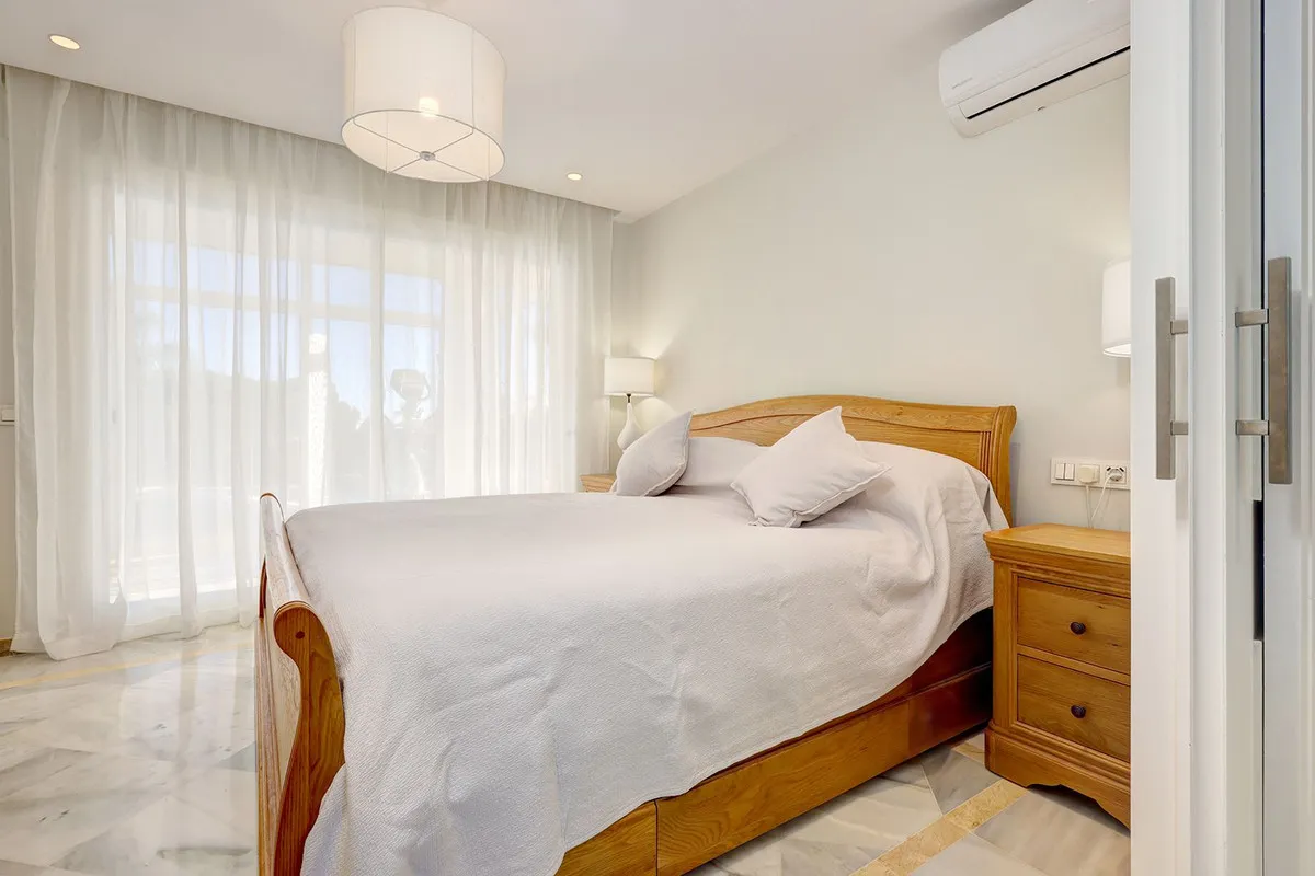 9c78517f-a606-4854-902c-c0c57f6e63b8