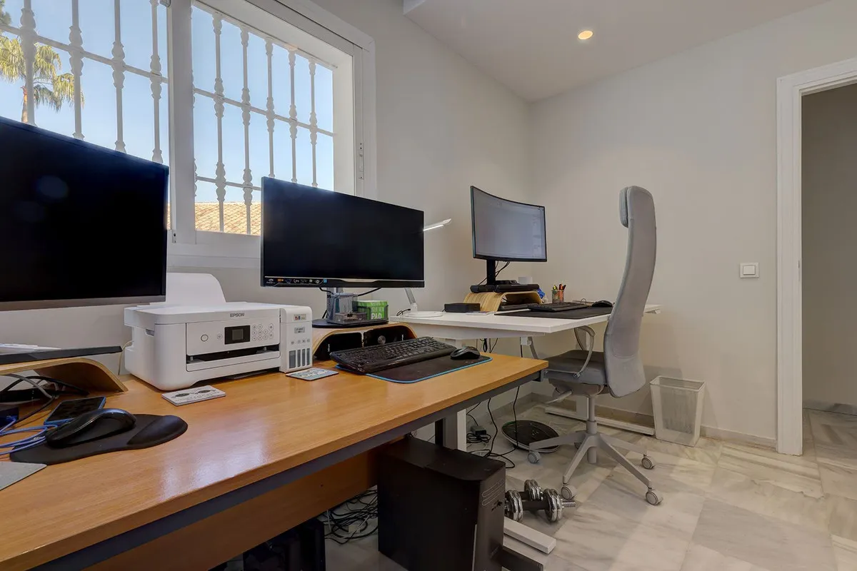 bac6eae9-bed6-46ad-8893-62cb43257c0a