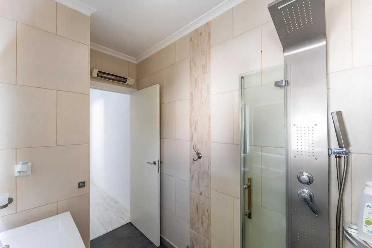 1f69643e-923a-4feb-8e15-a6217d220902