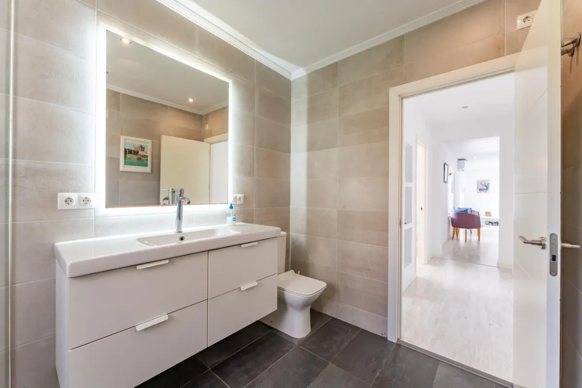 2ae52655-97ba-4694-9e67-30a051a2f177