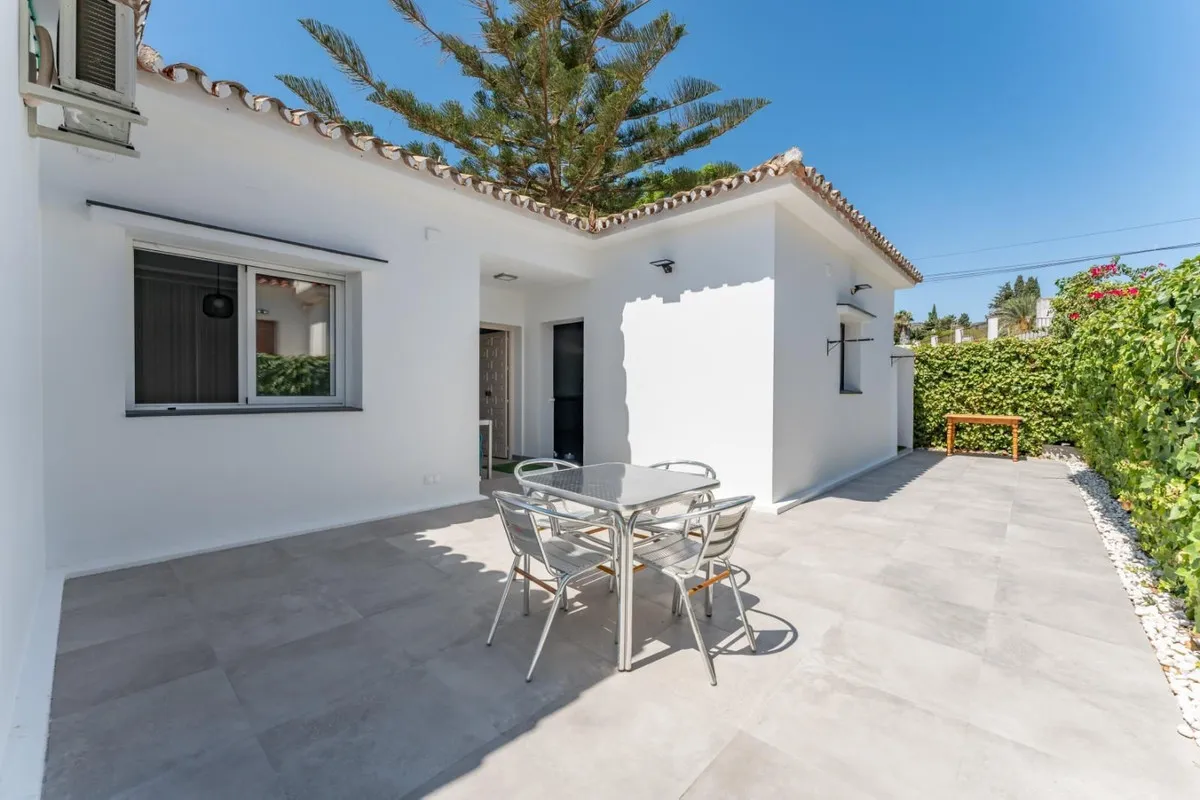 a2f642d3-0562-4af2-8c0a-90a2d9d8a4b6