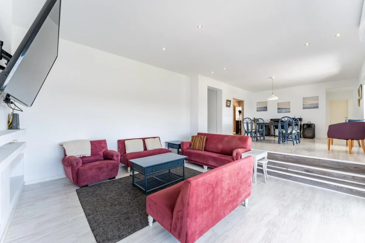 e6ee7532-8437-4b66-b19b-3abb798025aa