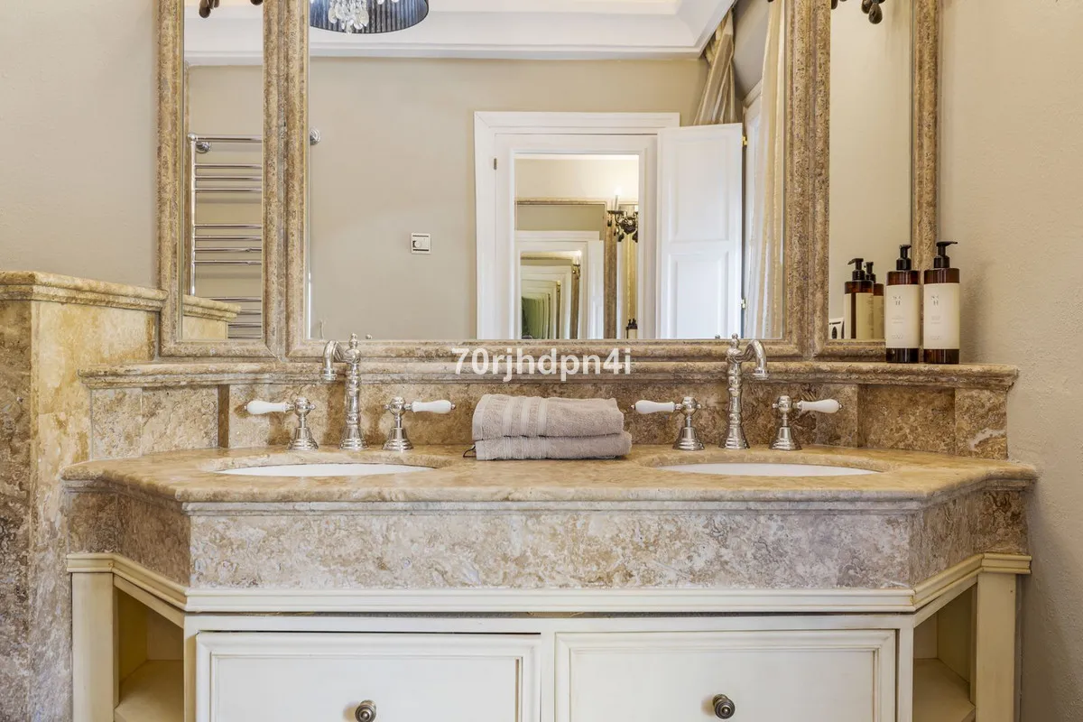 5c998ff0-0708-4a52-af20-d57e2a020fda