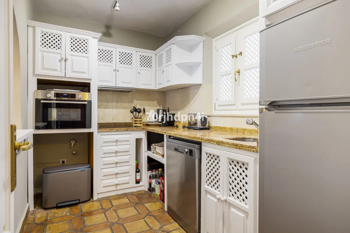 c2aec0d0-8787-440c-898b-032add75e638