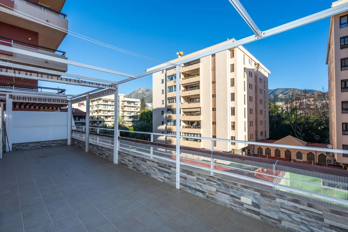 a95b220f-0af0-4d53-ac6c-fbf84c520127