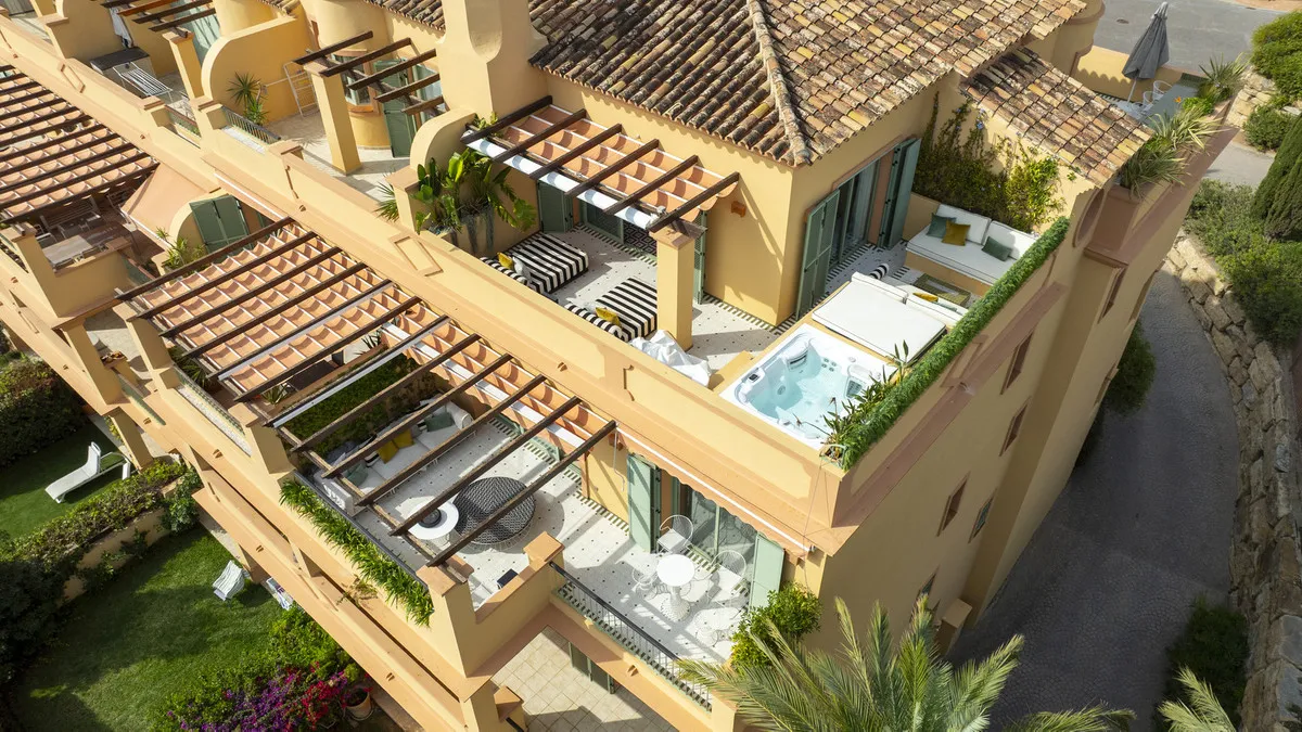 d8d28122-86fd-42af-80fc-3f1e55fe7aac