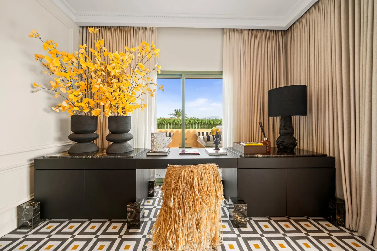 ec4e1c56-04e8-4b60-a16a-46ca3f155094