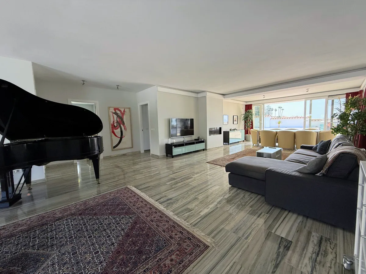 e7dc4409-1ca5-4a1b-aab5-5a77884522c2